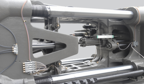 注塑機無法開模故障三個方面的分析